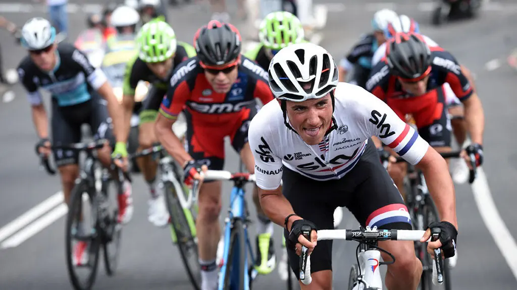 Peter Kennaugh attacks in the 2015 Cadel Evans Great Ocean Road Race